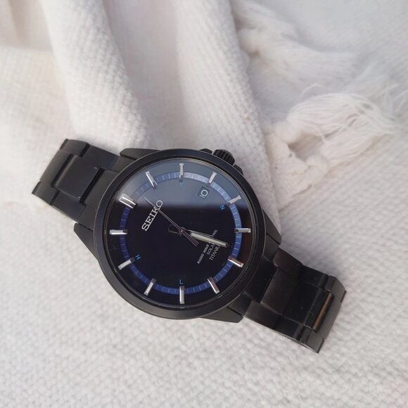 Seiko Radio Wave Control 7B52-0AD0 JDM Titanium Solar Watch 40mm Blue Black Dial - Picture 7 of 9